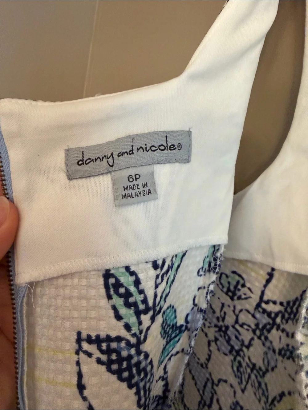 Danny & Nicole Blue and White Floral Square-Neck Mini Dress Pockets 6P - Picture 9 of 11